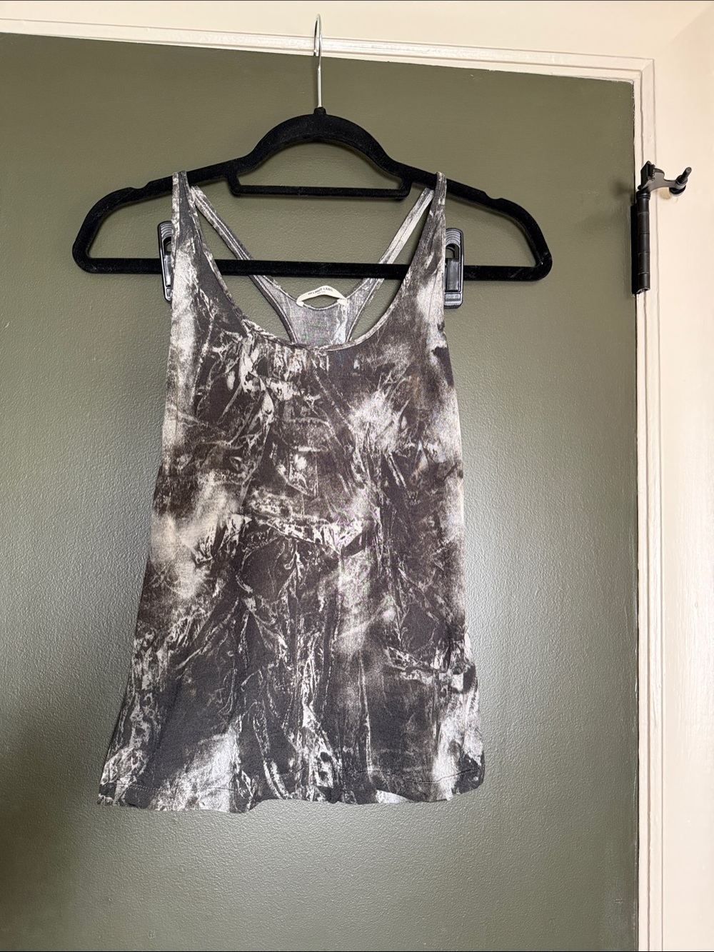 Helmut Lang Black & White Marble-Print Tank - Picture 4 of 9